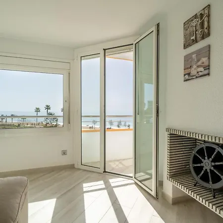 Homeholidaysrentals Taurus Pineda de Mar