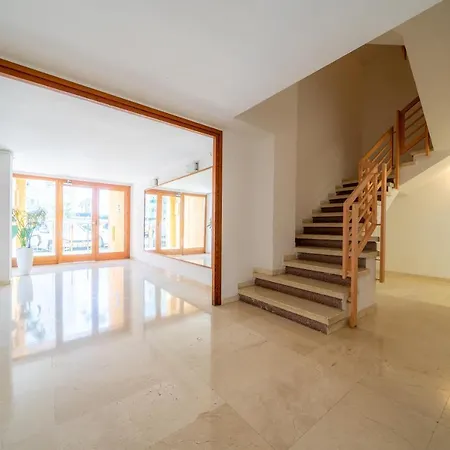 Homeholidaysrentals Taurus Appartement Pineda de Mar
