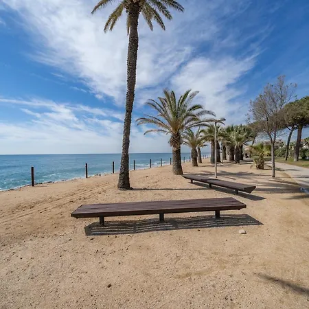 Homeholidaysrentals Taurus Pineda de Mar