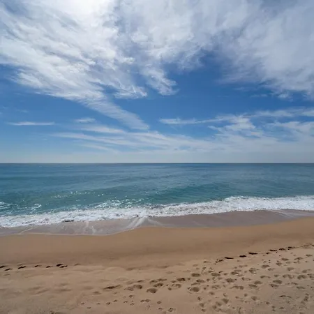 Homeholidaysrentals Taurus * Pineda de Mar